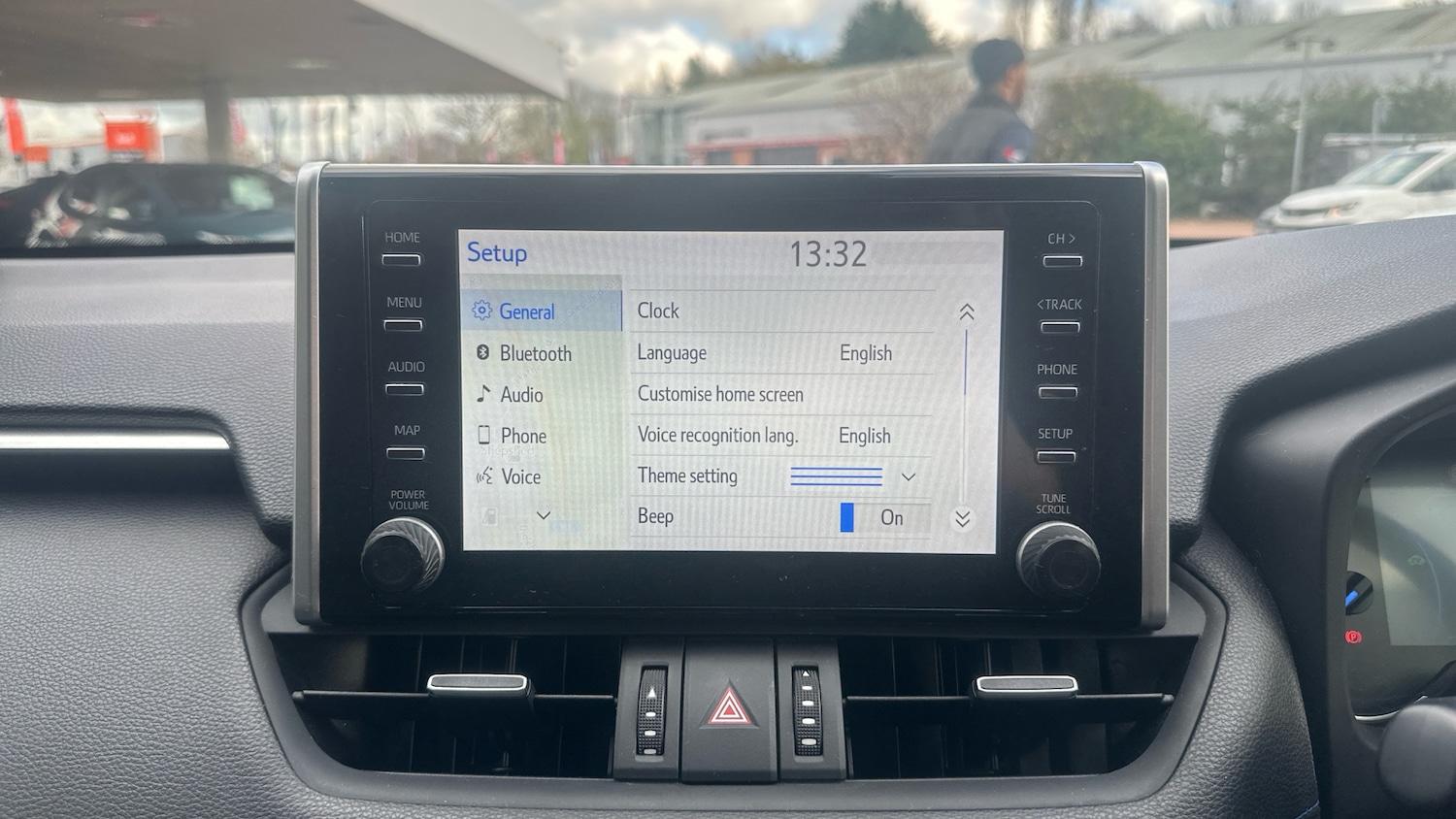 Used Toyota RAV4 2019 for sale - 76640801: Photo 28