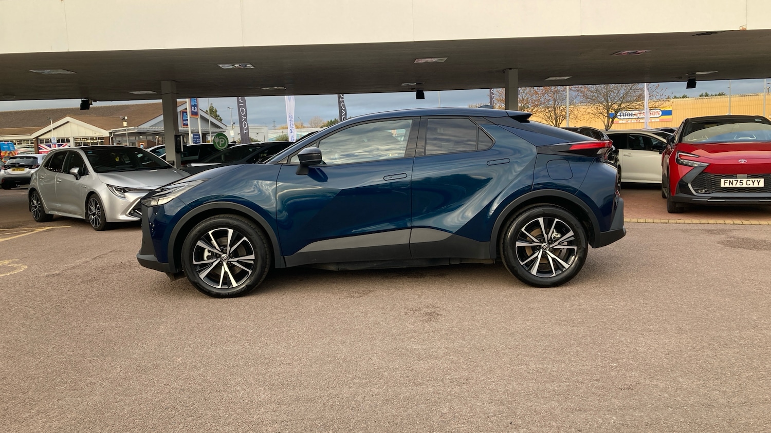 Used Toyota C-HR 2024 for sale - 76504895: Photo 17