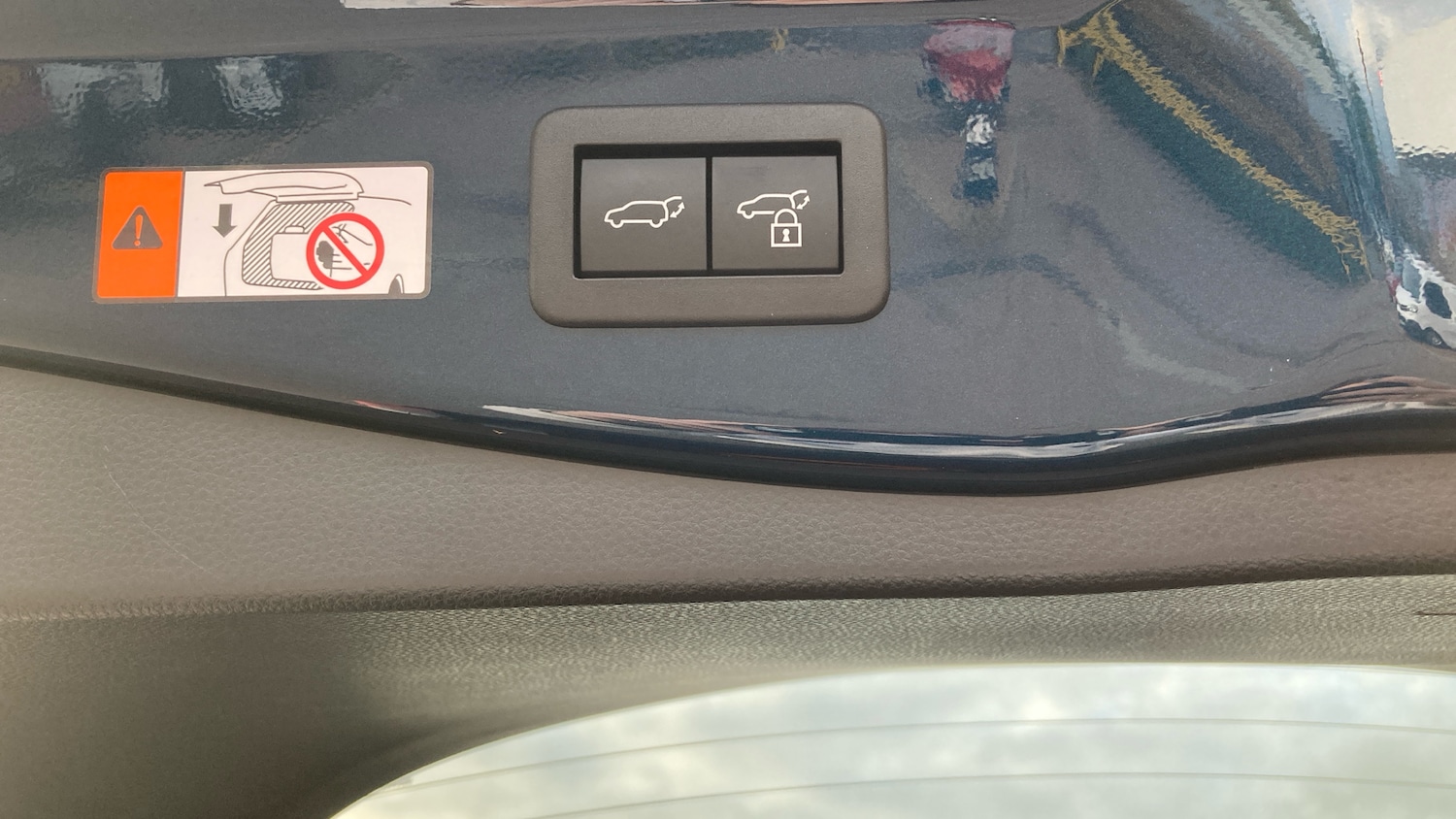 Used Toyota C-HR 2024 for sale - 76504895: Photo 27