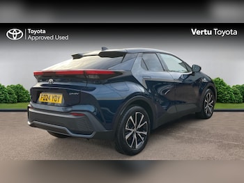 Used Toyota C-HR 2024 for sale - 76504895: Photo