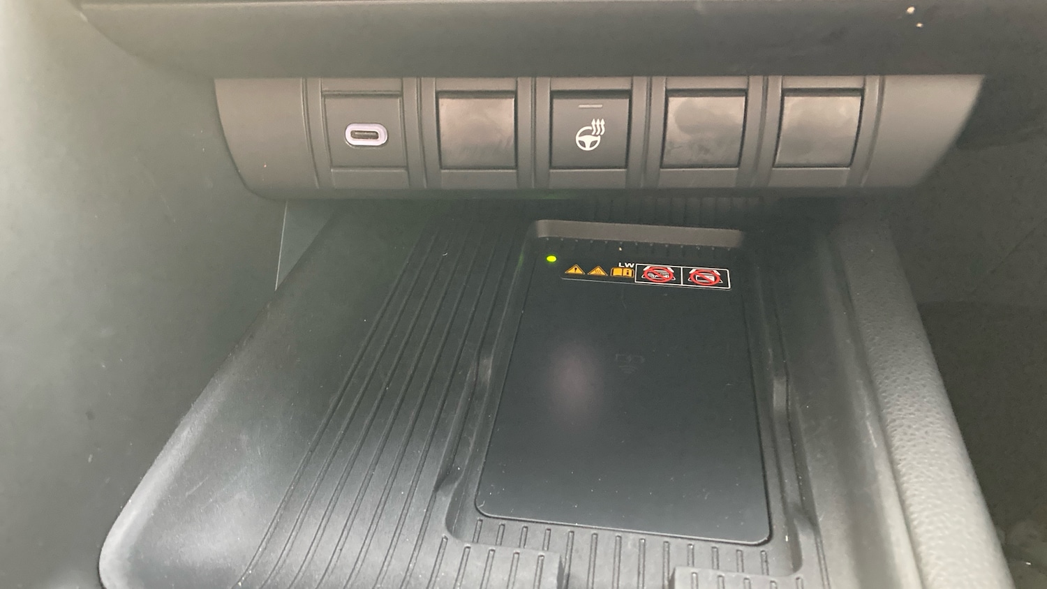 Used Toyota C-HR 2024 for sale - 76504895: Photo 38