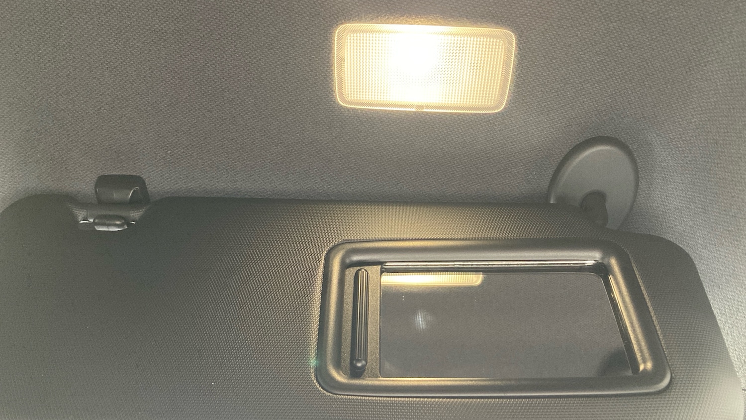 Used Toyota C-HR 2024 for sale - 76504895: Photo 44