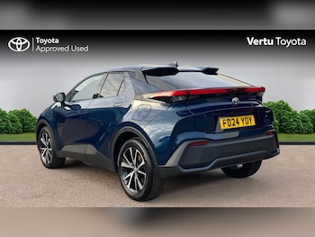 Used Toyota C-HR 2024 for sale - 76504895: Photo