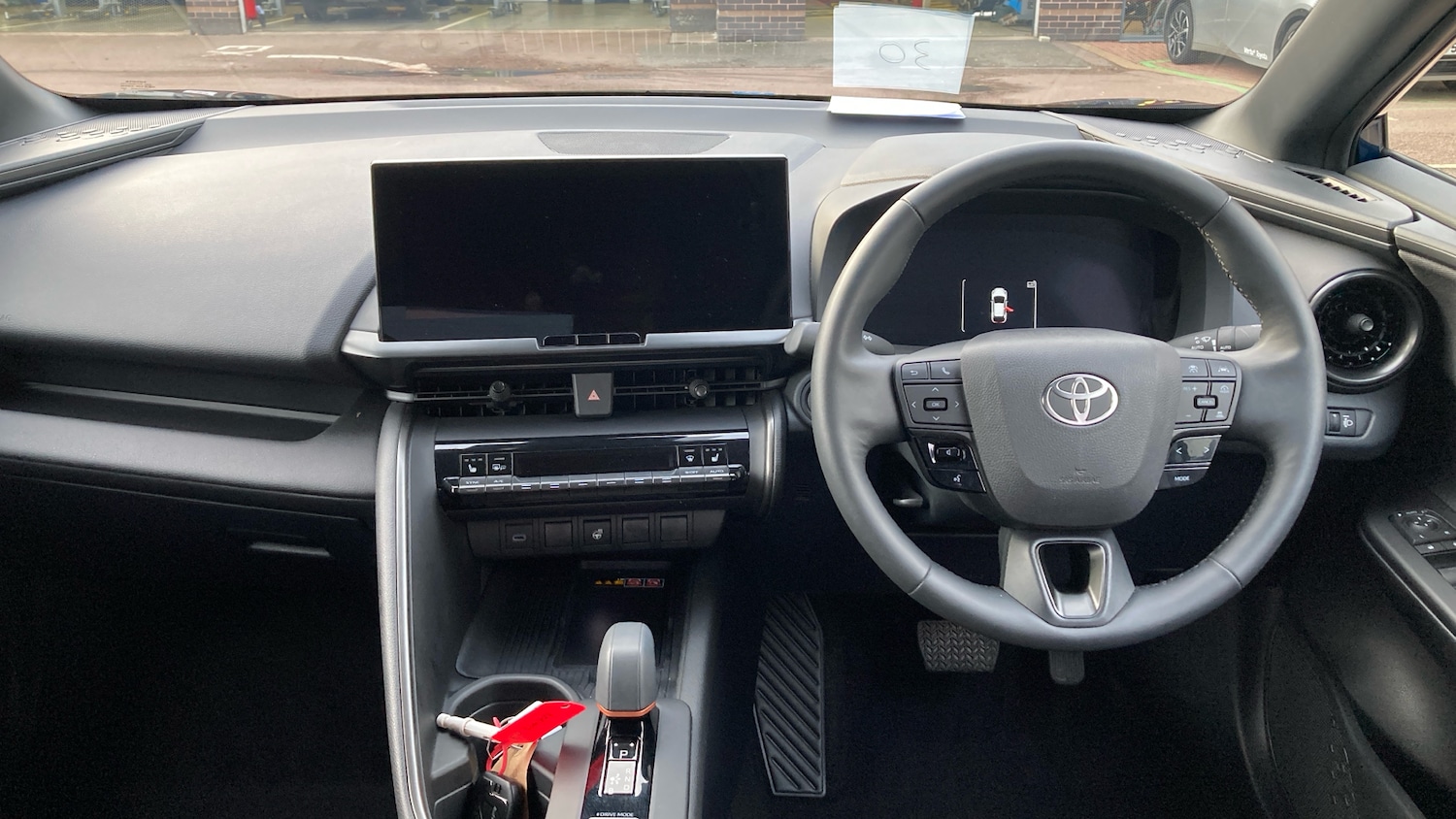 Used Toyota C-HR 2024 for sale - 76504895: Photo 5