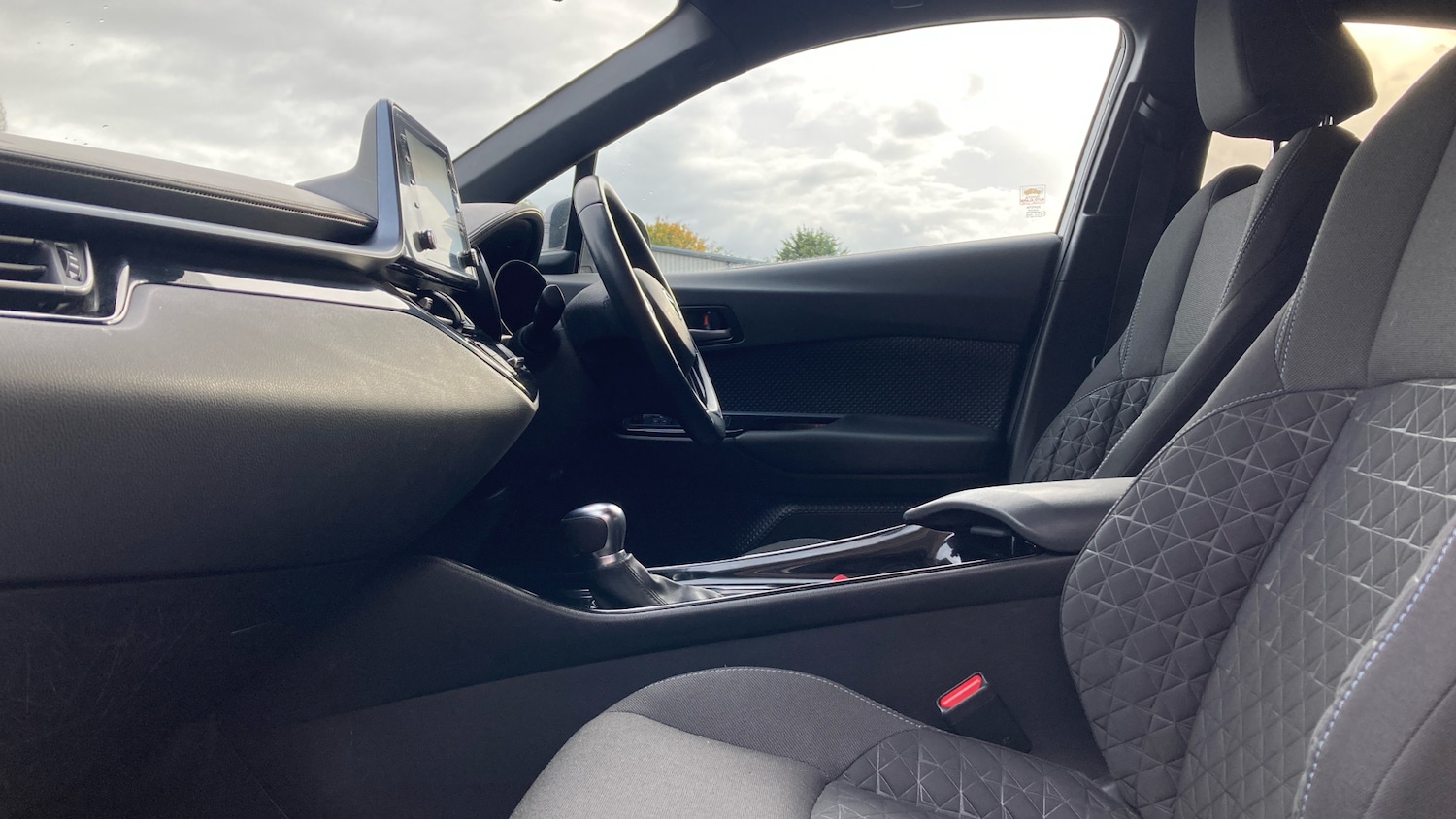 Used Toyota C-HR 2021 for sale - 76479497: Photo 10