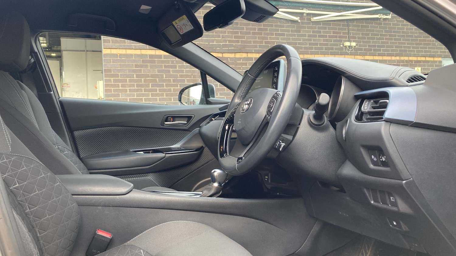 Used Toyota C-HR 2021 for sale - 76479497: Photo 11