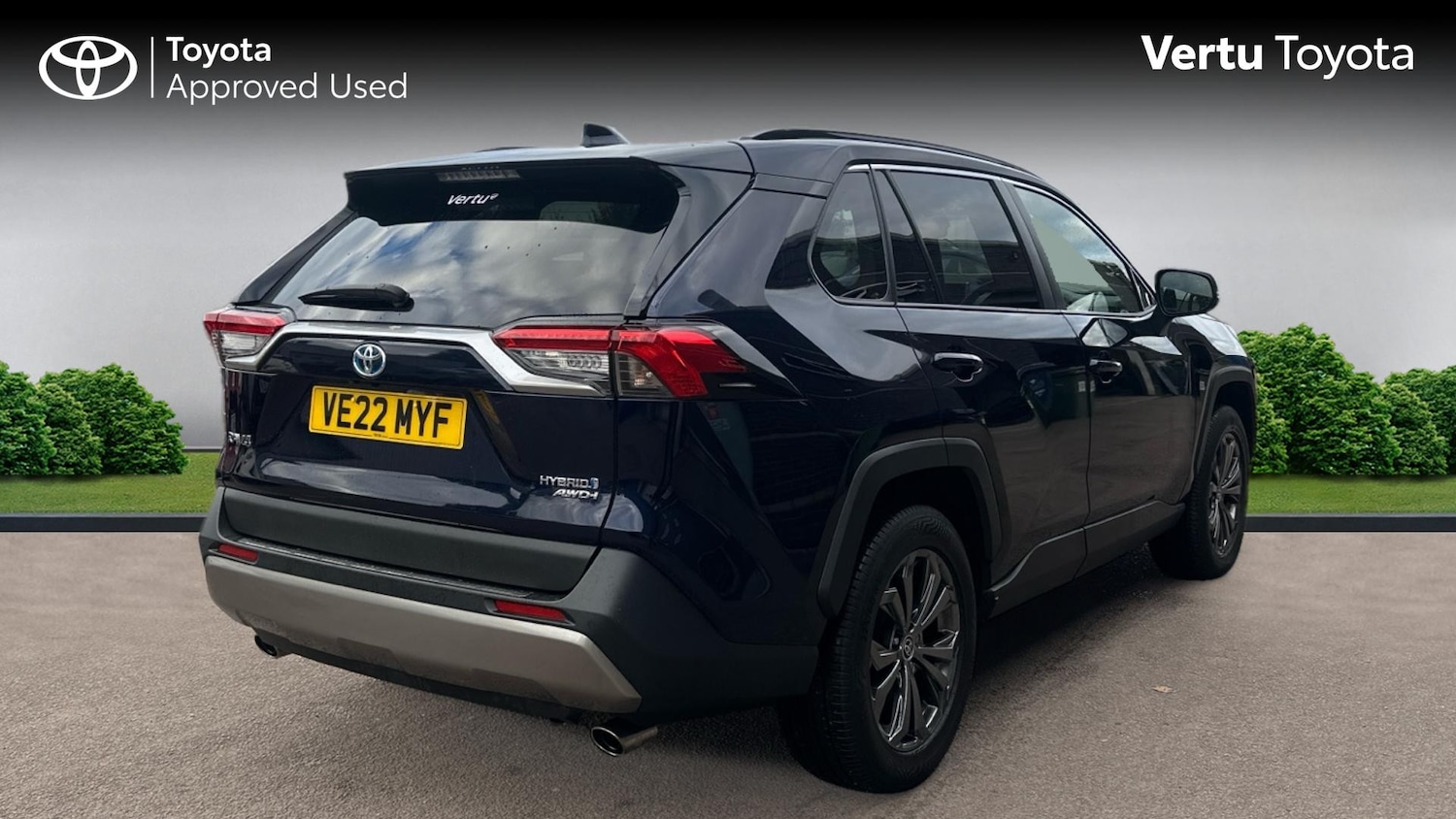 Used Toyota RAV4 2022 for sale - 76384240: Photo 2