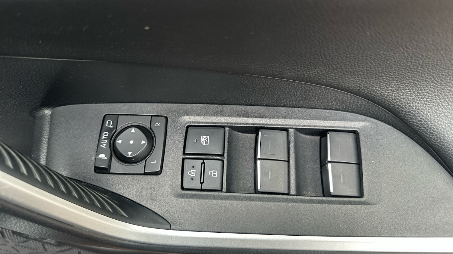 Used Toyota RAV4 2022 for sale - 76384240: Photo 21