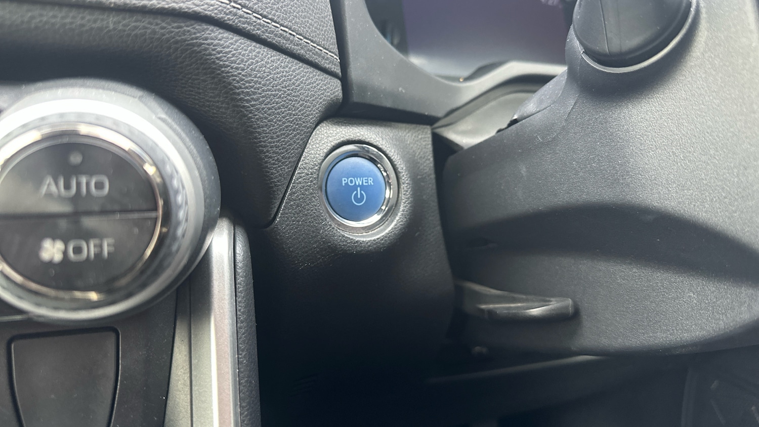 Used Toyota RAV4 2022 for sale - 76384240: Photo 25