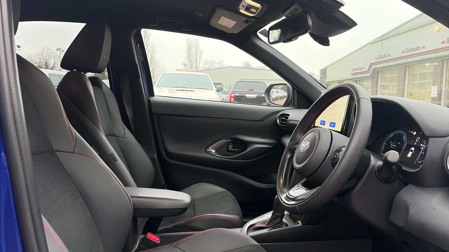 Used Toyota Yaris Cross 2025 for sale - 77570546: Photo 11