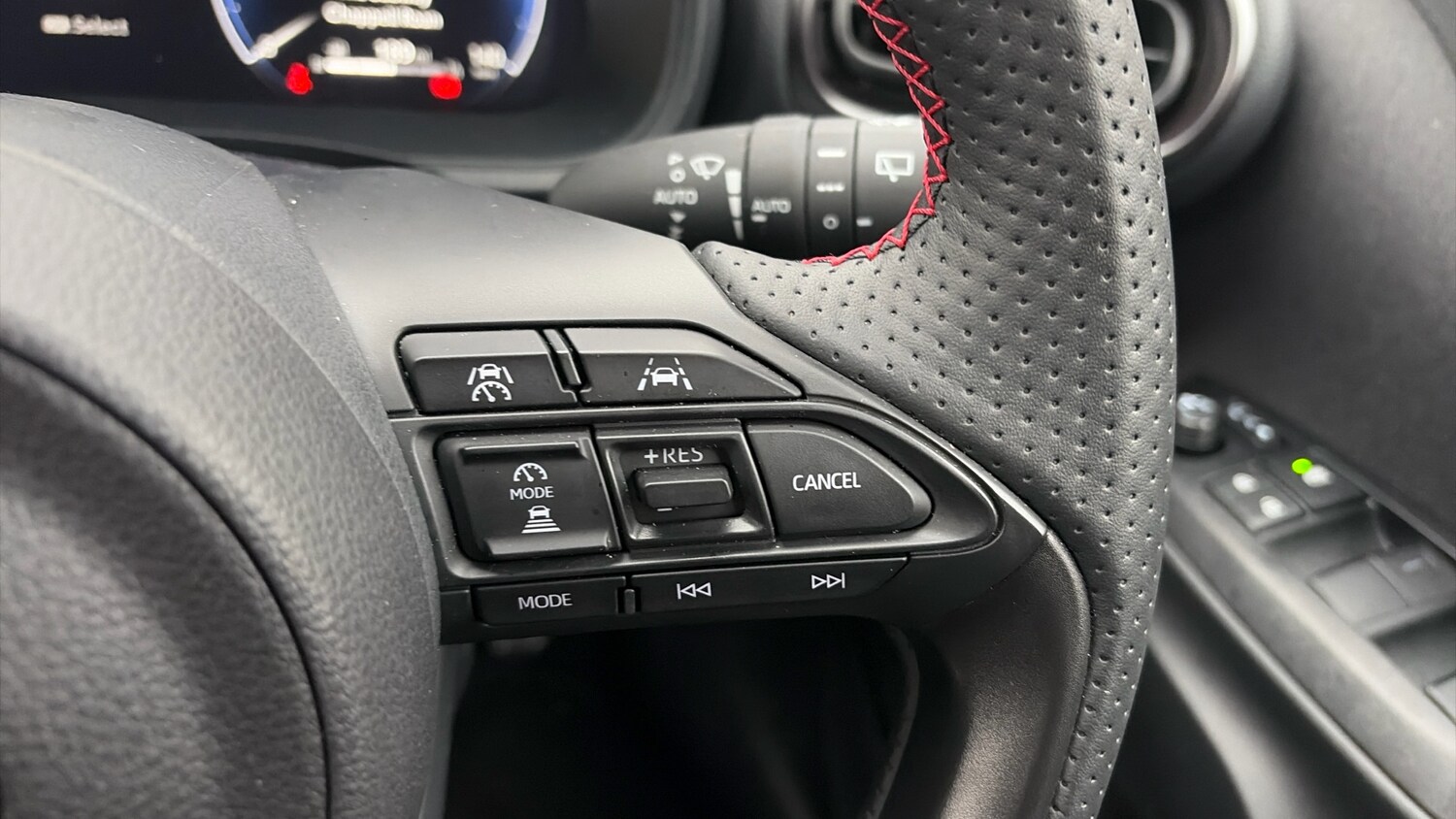 Used Toyota Yaris Cross 2025 for sale - 77570546: Photo 48