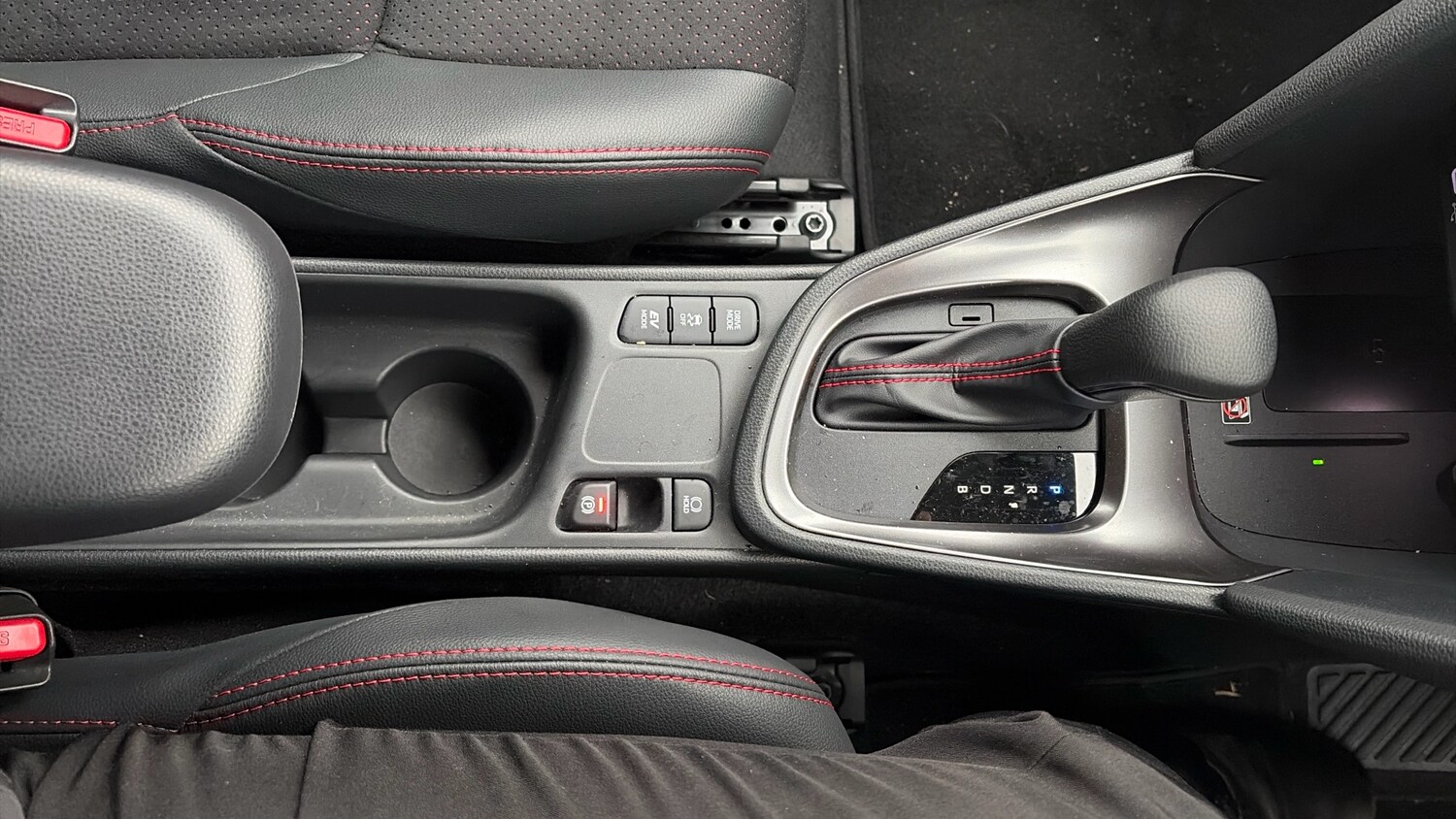 Used Toyota Yaris Cross 2025 for sale - 77570546: Photo 52