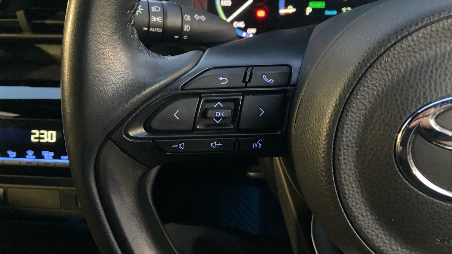 Used Toyota Yaris Cross 2021 for sale - 76480250: Photo 24