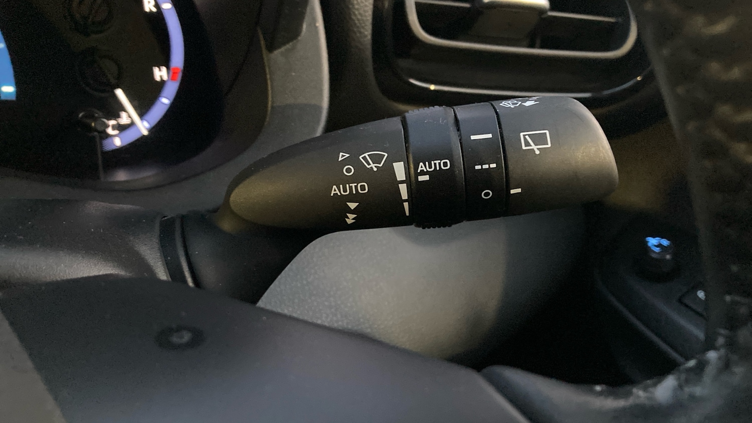 Used Toyota Yaris Cross 2021 for sale - 76480250: Photo 26