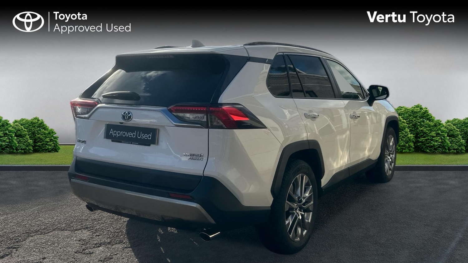 Used Toyota RAV4 2023 for sale - 77023955: Photo 2