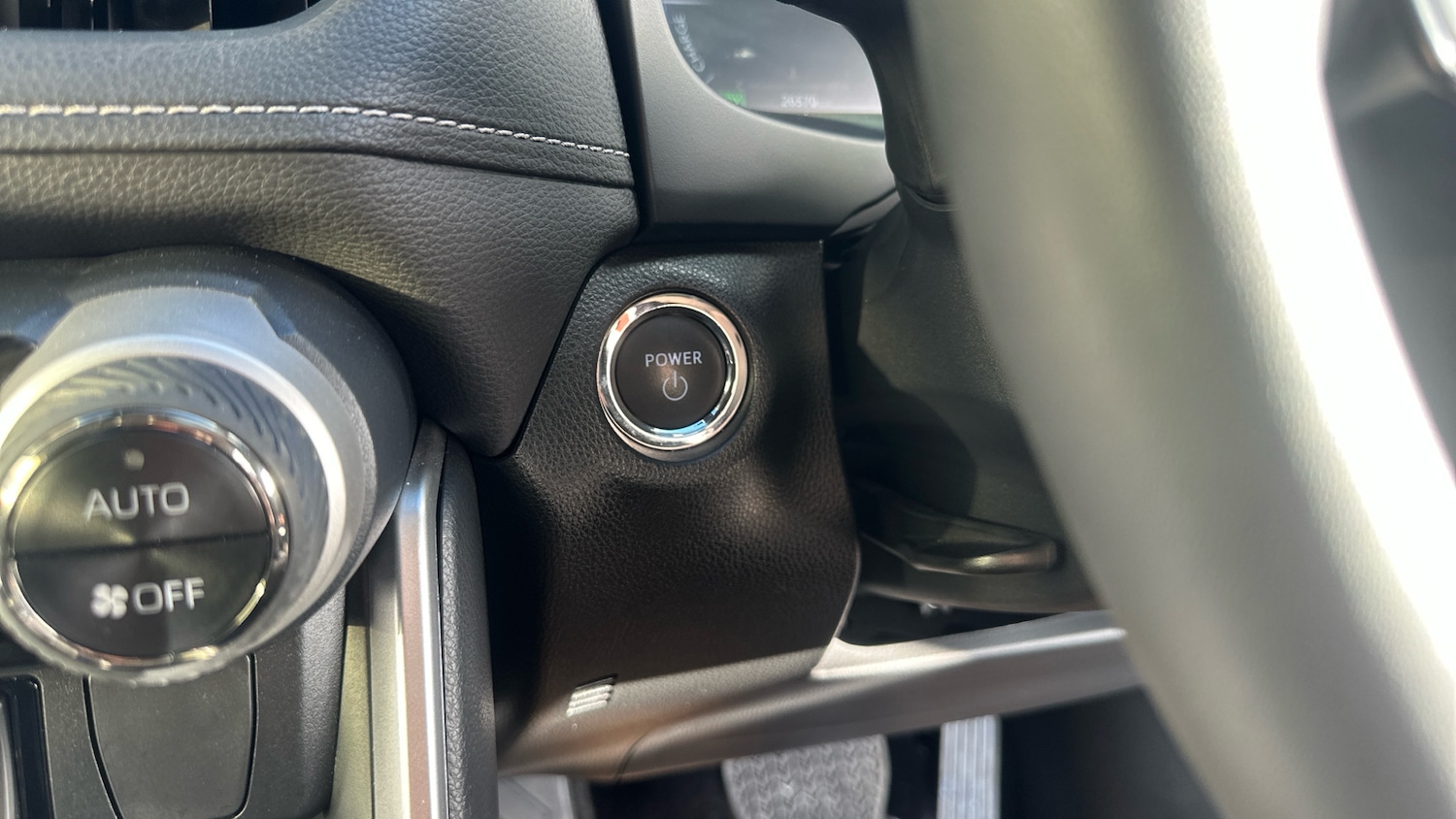 Used Toyota RAV4 2023 for sale - 77023955: Photo 22