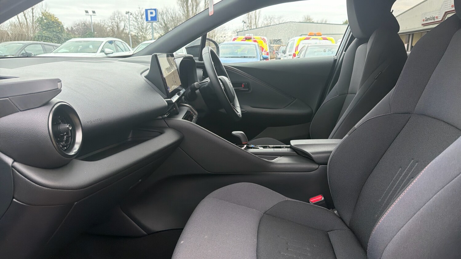 Used Toyota C-HR 2025 for sale - 77845144: Photo 10