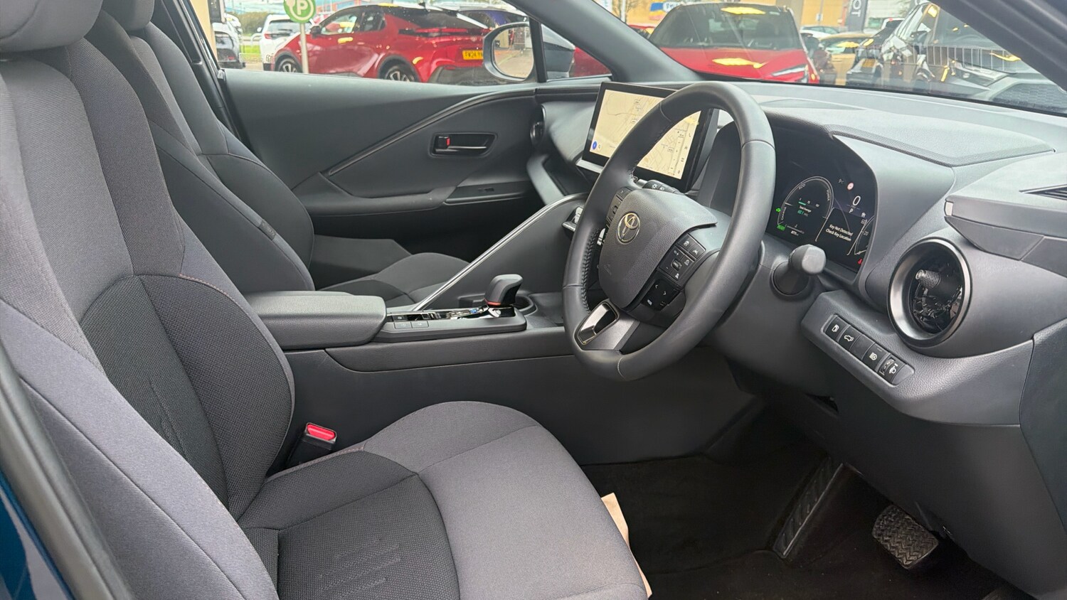 Used Toyota C-HR 2025 for sale - 77845144: Photo 11