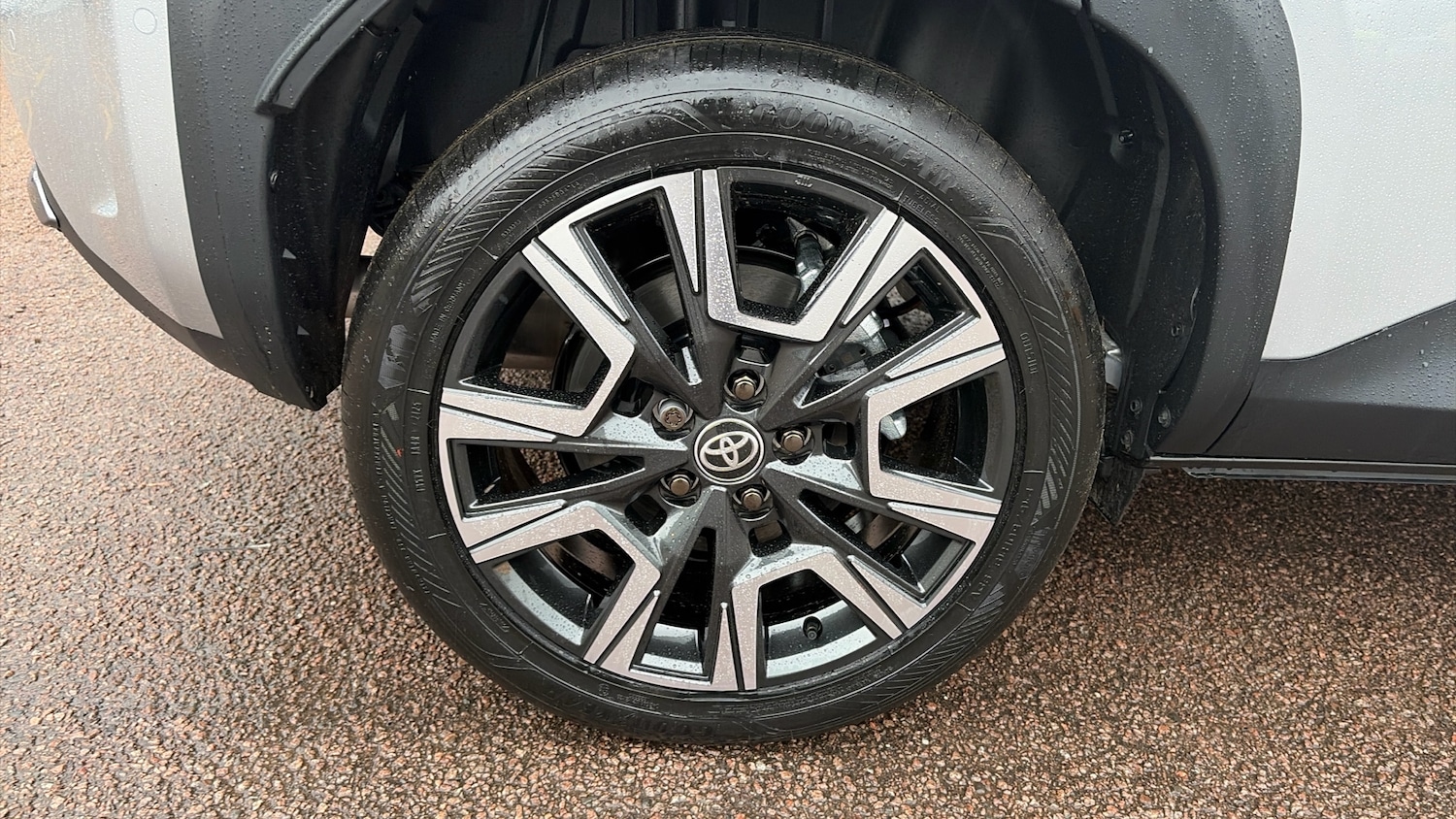 Used Toyota Yaris Cross 2025 for sale - 77208199: Photo 40