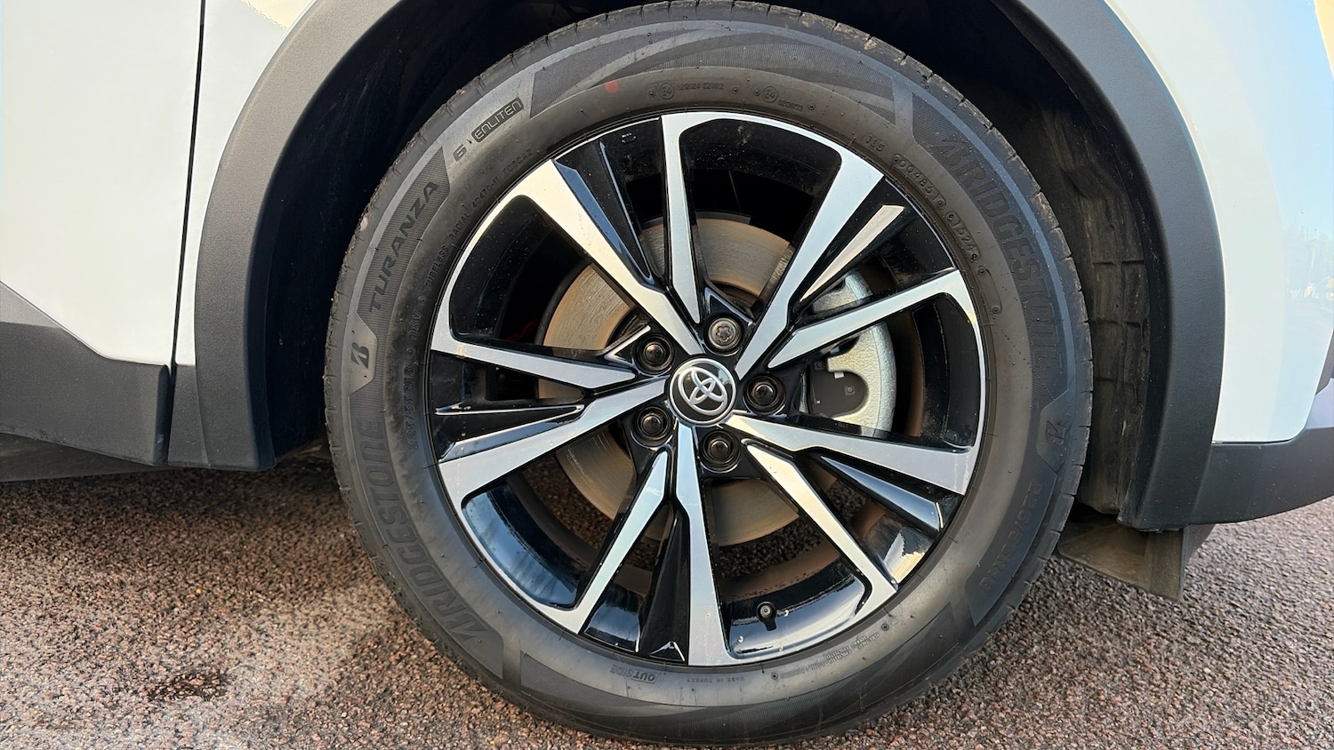 Used Toyota C-HR 2024 for sale - 77151858: Photo 18