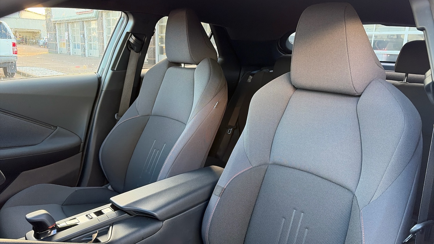 Used Toyota C-HR 2024 for sale - 77151858: Photo 22