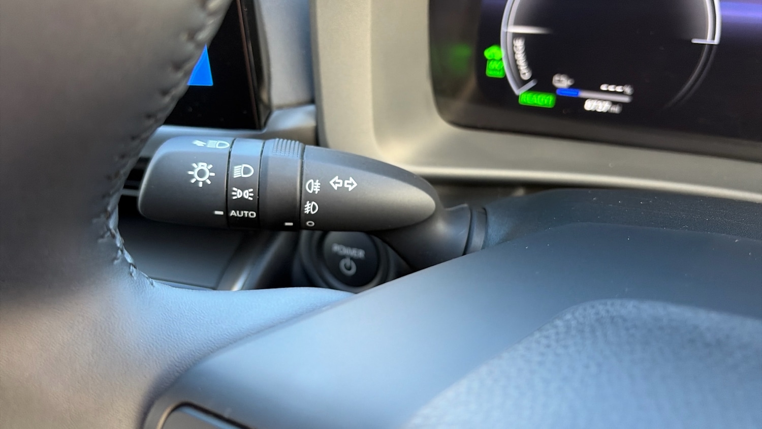 Used Toyota C-HR 2024 for sale - 77151858: Photo 51