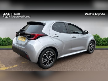 Used Toyota Yaris 2022 for sale - 76366898: Photo