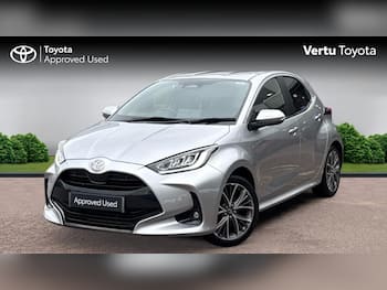 Used Toyota Yaris 2024 for sale - 79855061: Photo