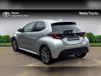 Used Toyota Yaris 2024 for sale - 79855061: Photo