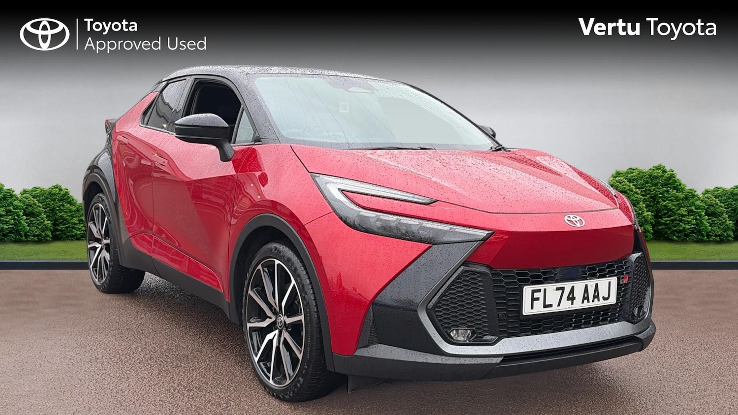 Used Toyota C-HR 2024 for sale - 76859661: Photo 1