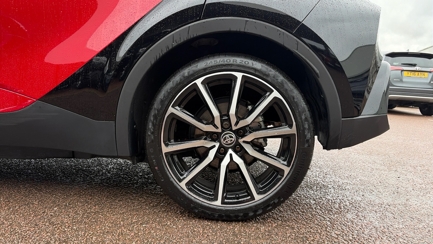 Used Toyota C-HR 2024 for sale - 76859661: Photo 18