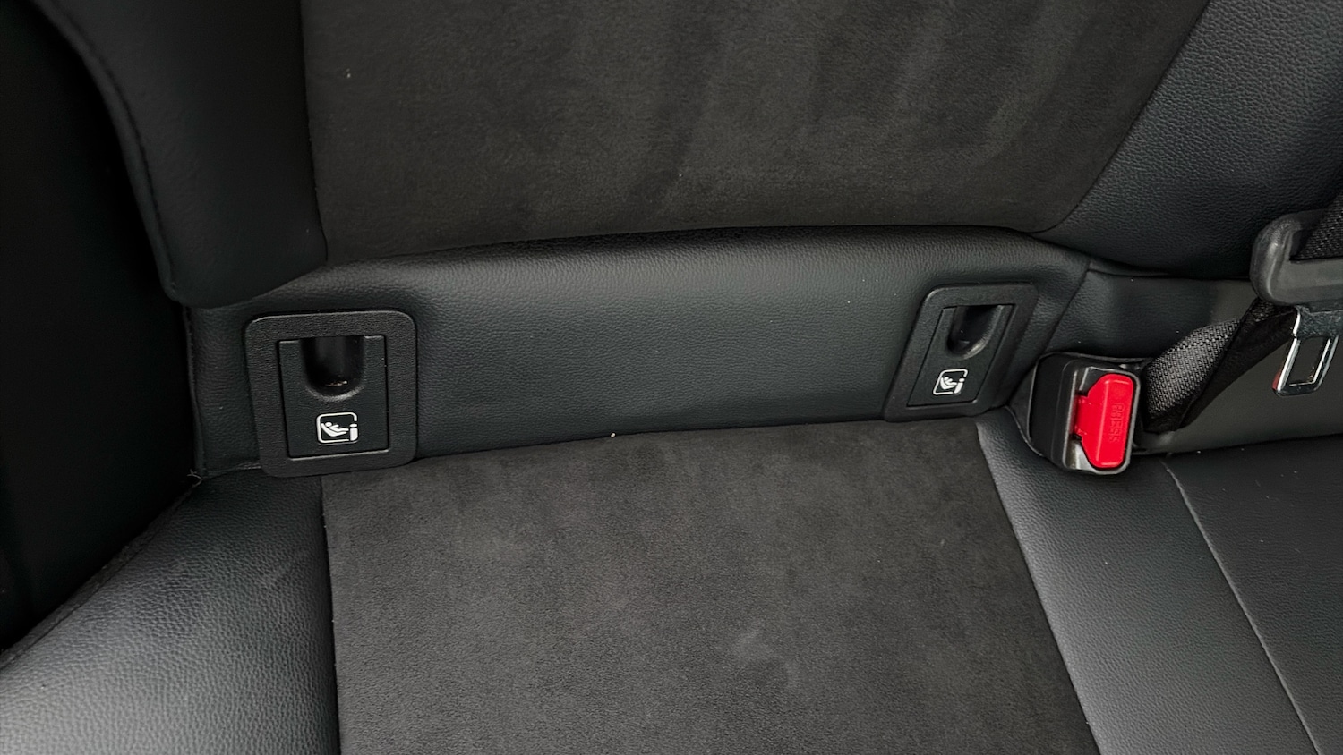 Used Toyota C-HR 2024 for sale - 76859661: Photo 42