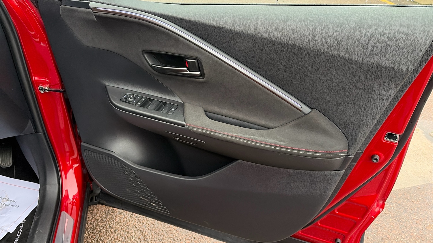 Used Toyota C-HR 2024 for sale - 76859661: Photo 43