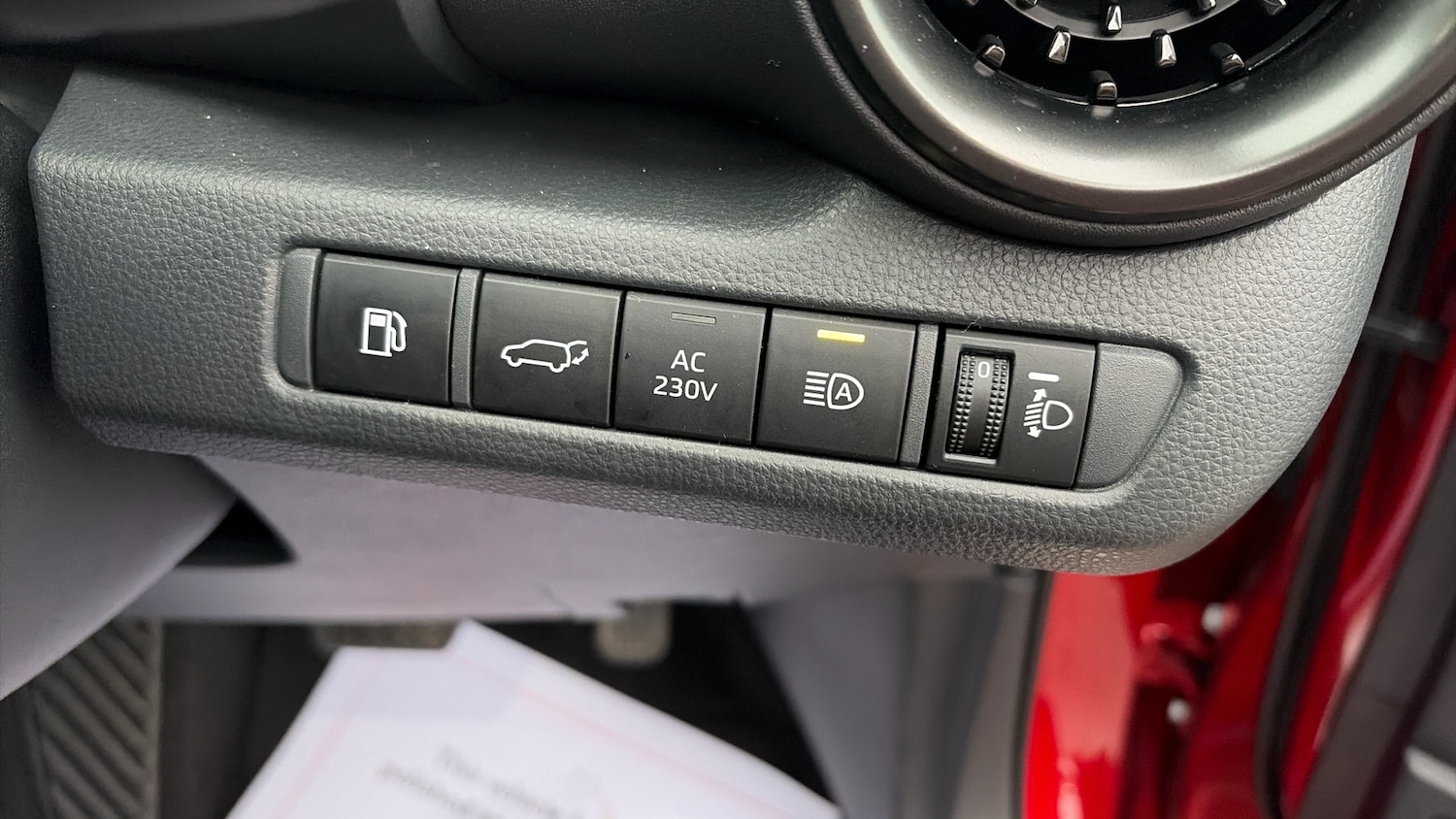 Used Toyota C-HR 2024 for sale - 76859661: Photo 46