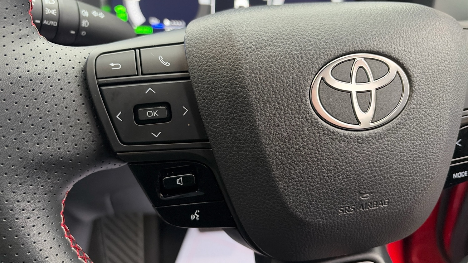 Used Toyota C-HR 2024 for sale - 76859661: Photo 48