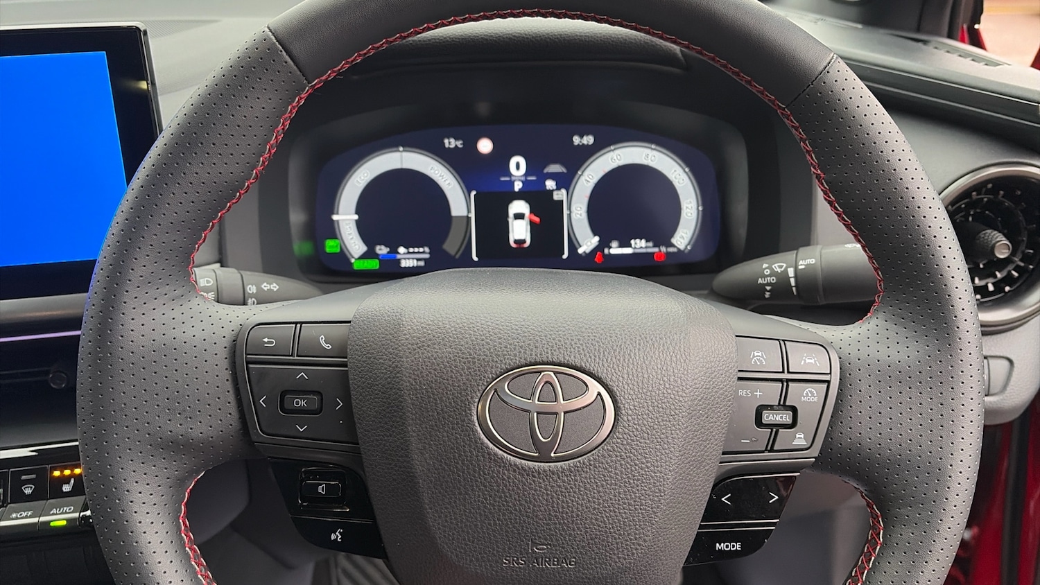 Used Toyota C-HR 2024 for sale - 76859661: Photo 8