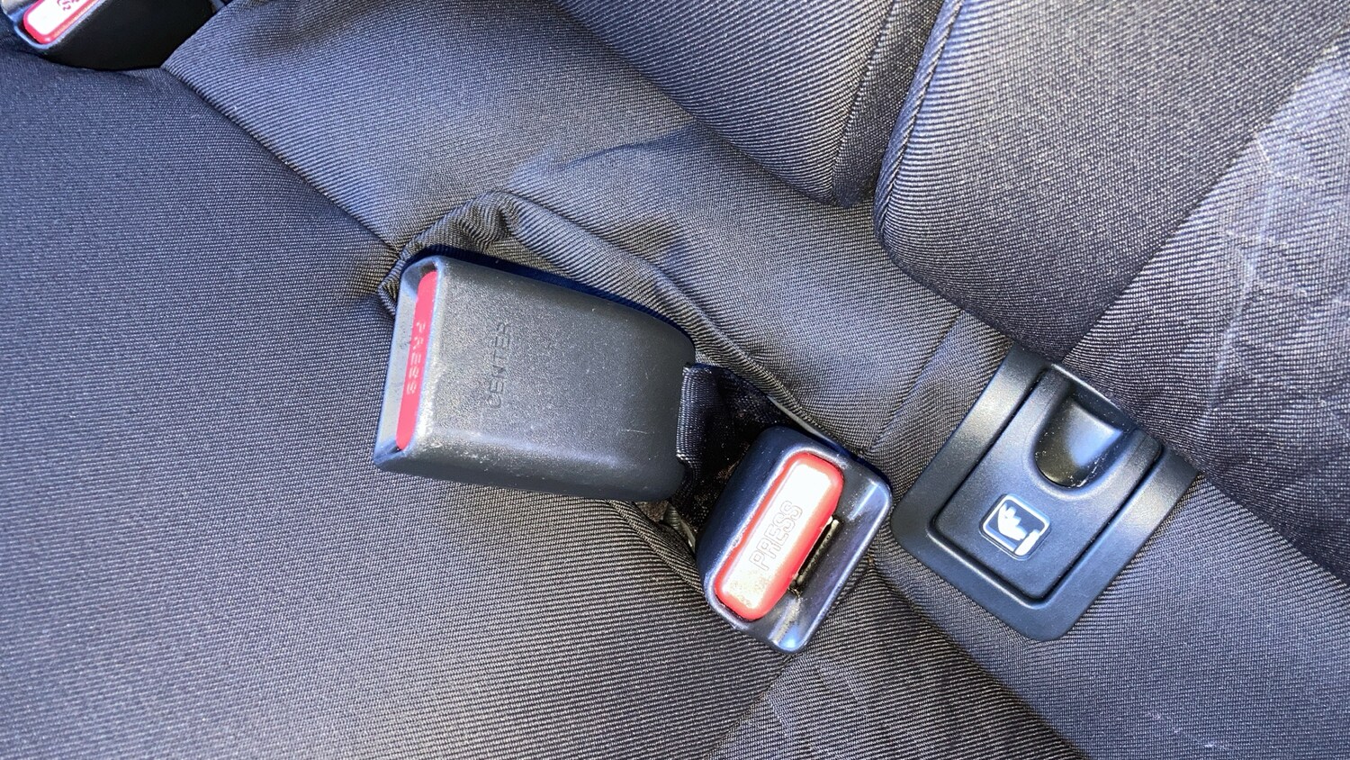 Used Toyota Yaris 2022 for sale - 77541886: Photo 18