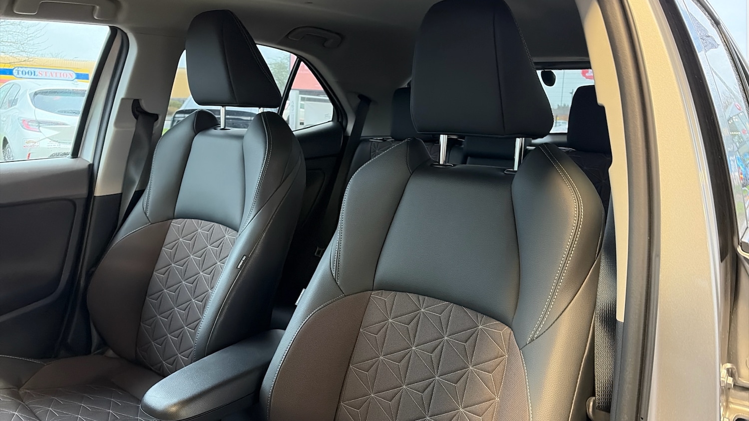 Used Toyota Yaris Cross 2024 for sale - 78020666: Photo 21