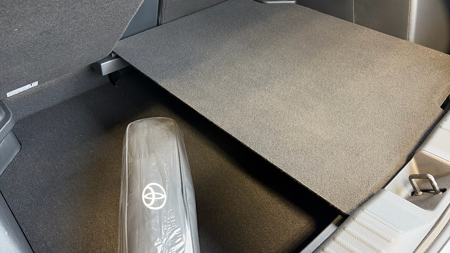 Used Toyota Yaris Cross 2024 for sale - 78020666: Photo 30