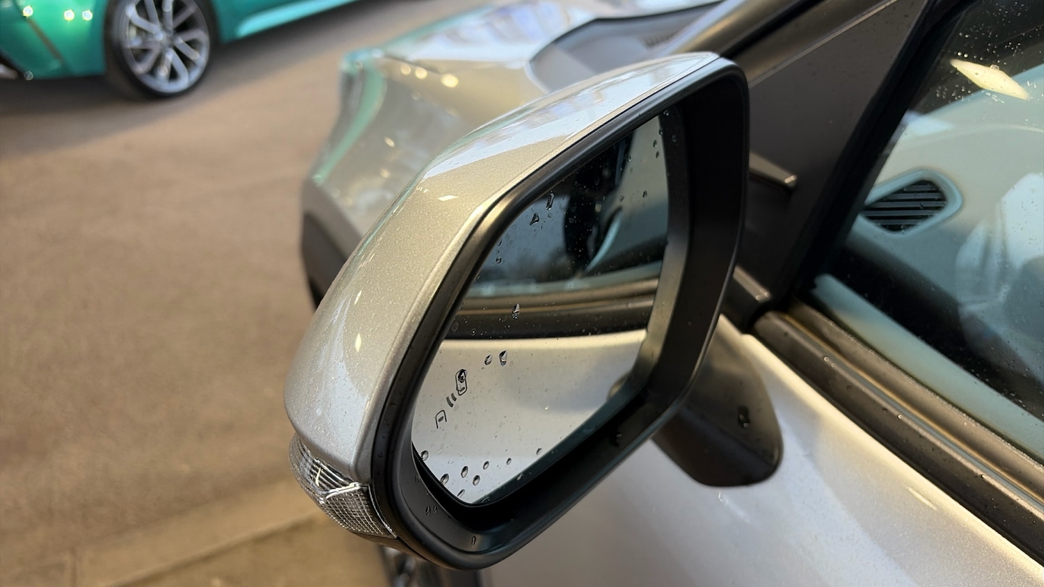 Used Toyota Yaris Cross 2024 for sale - 78020666: Photo 36