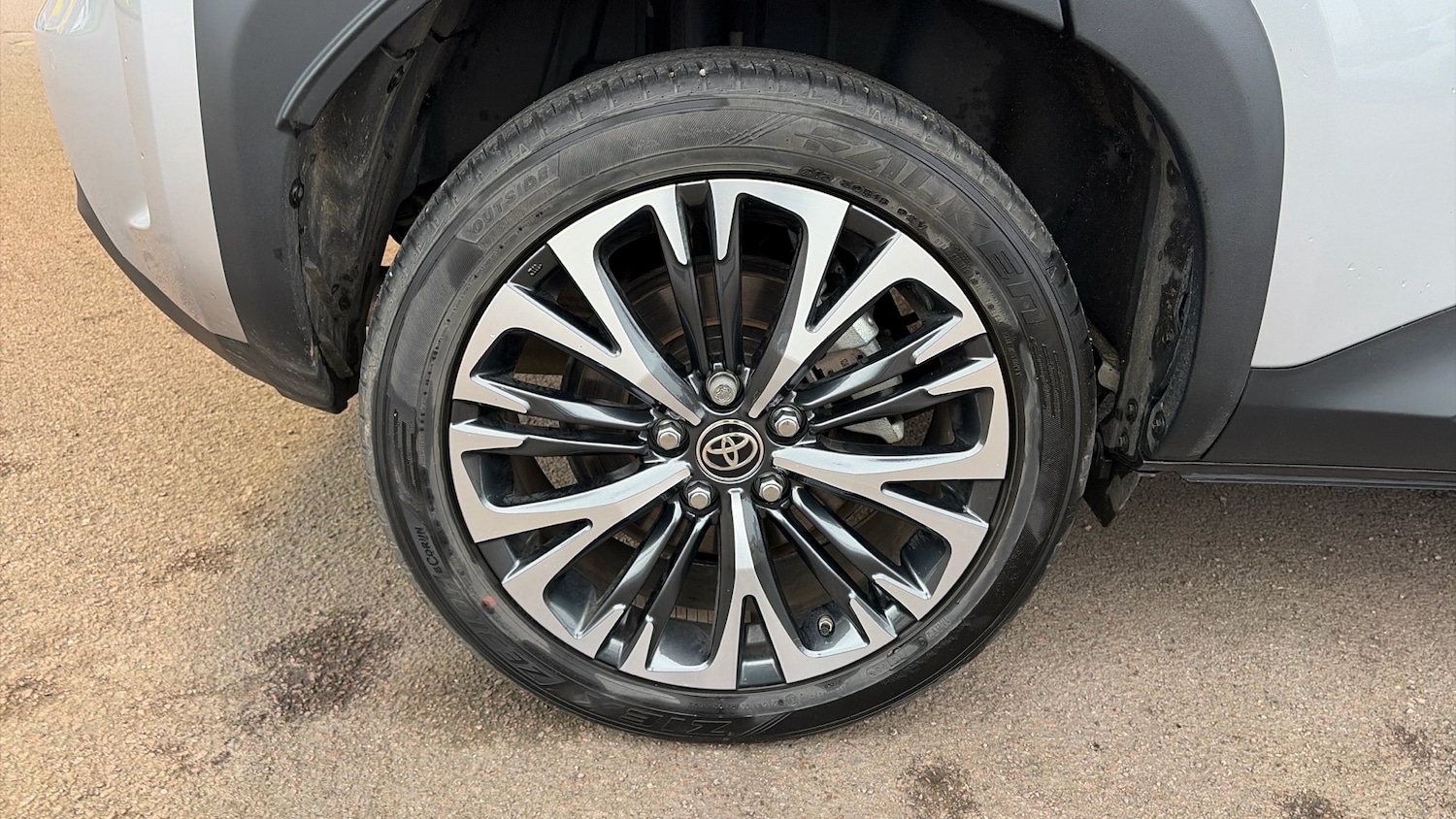 Used Toyota Yaris Cross 2024 for sale - 78020666: Photo 42