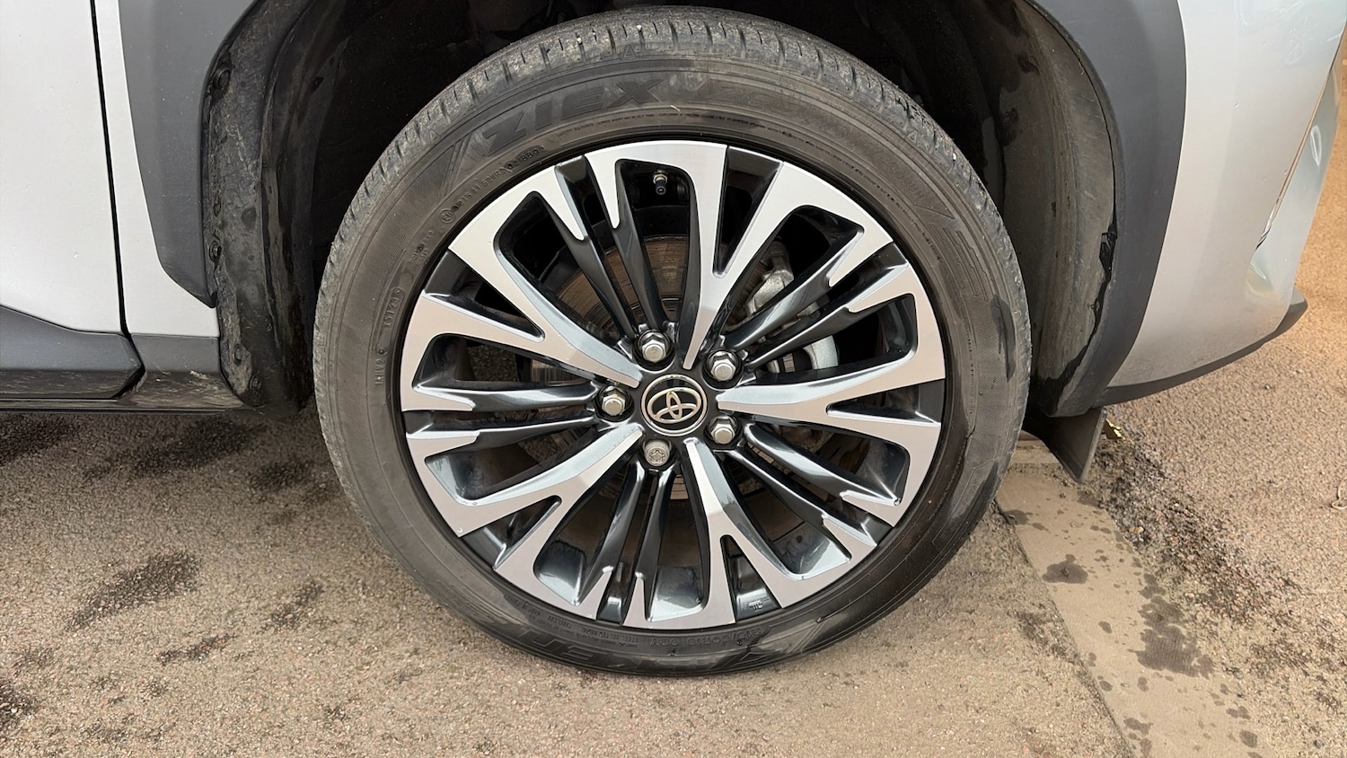 Used Toyota Yaris Cross 2024 for sale - 78020666: Photo 43