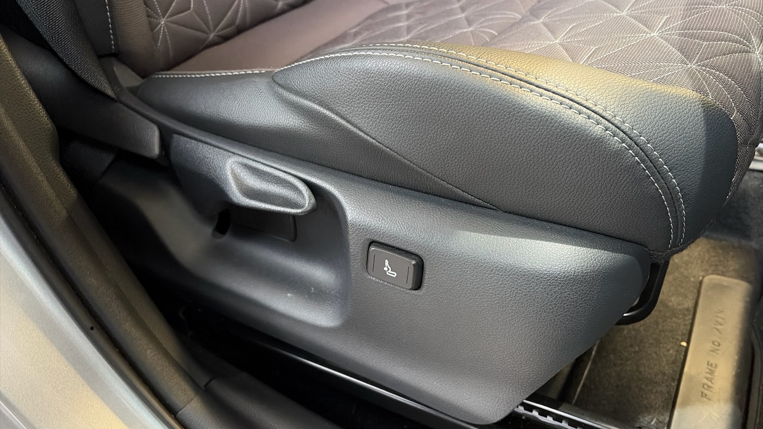 Used Toyota Yaris Cross 2024 for sale - 78020666: Photo 45