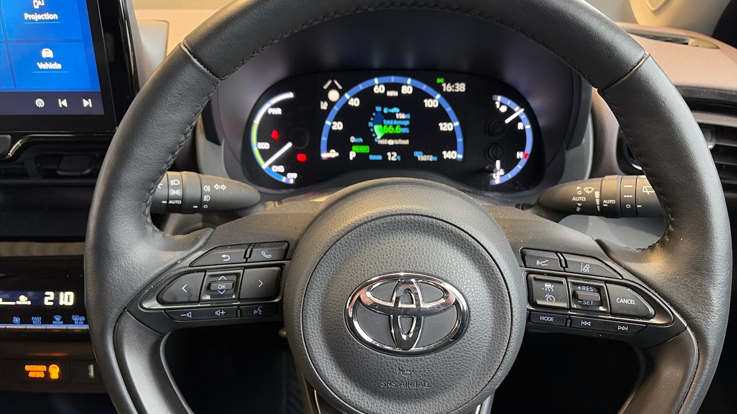 Used Toyota Yaris Cross 2024 for sale - 78020666: Photo 8
