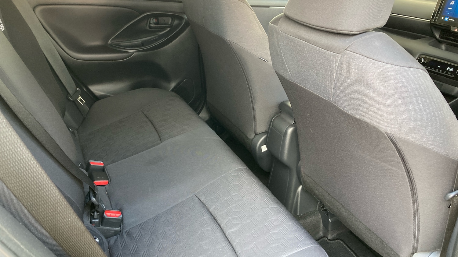 Used Toyota Yaris 2024 for sale - 75997261: Photo 12