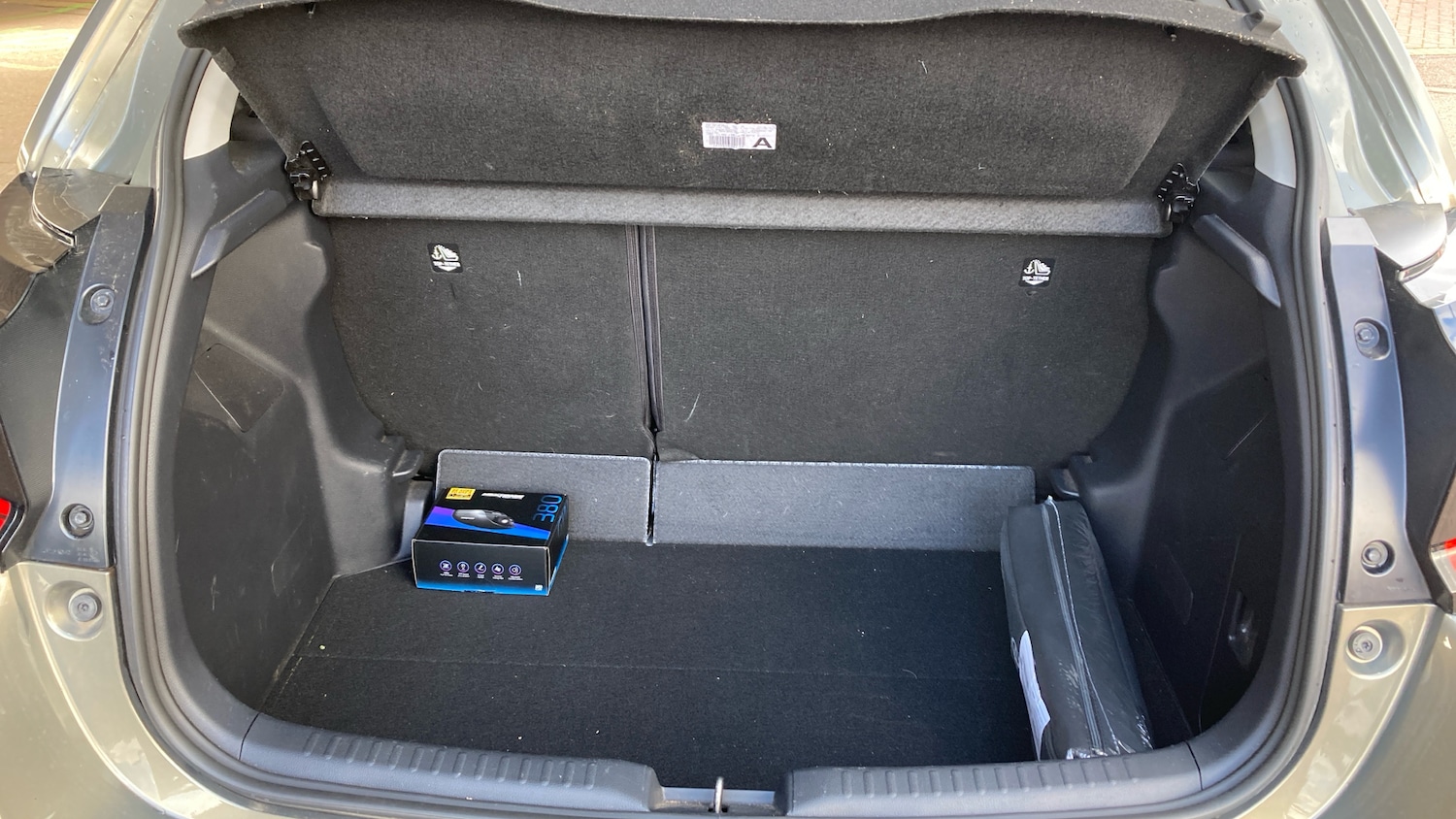 Used Toyota Yaris 2024 for sale - 75997261: Photo 14