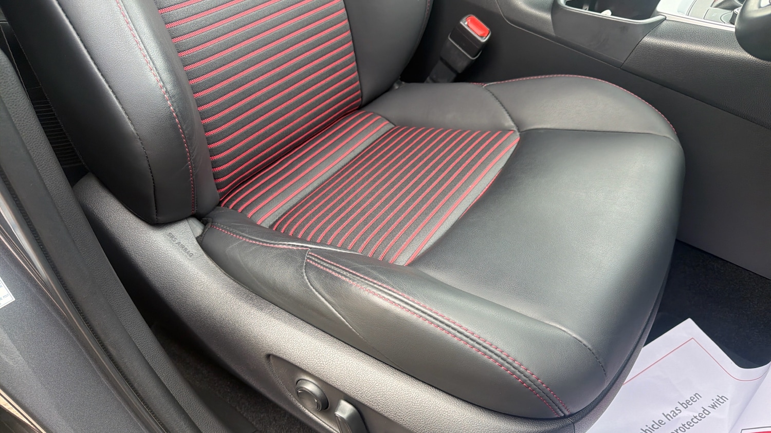 Used Toyota RAV4 2022 for sale - 78199335: Photo 17