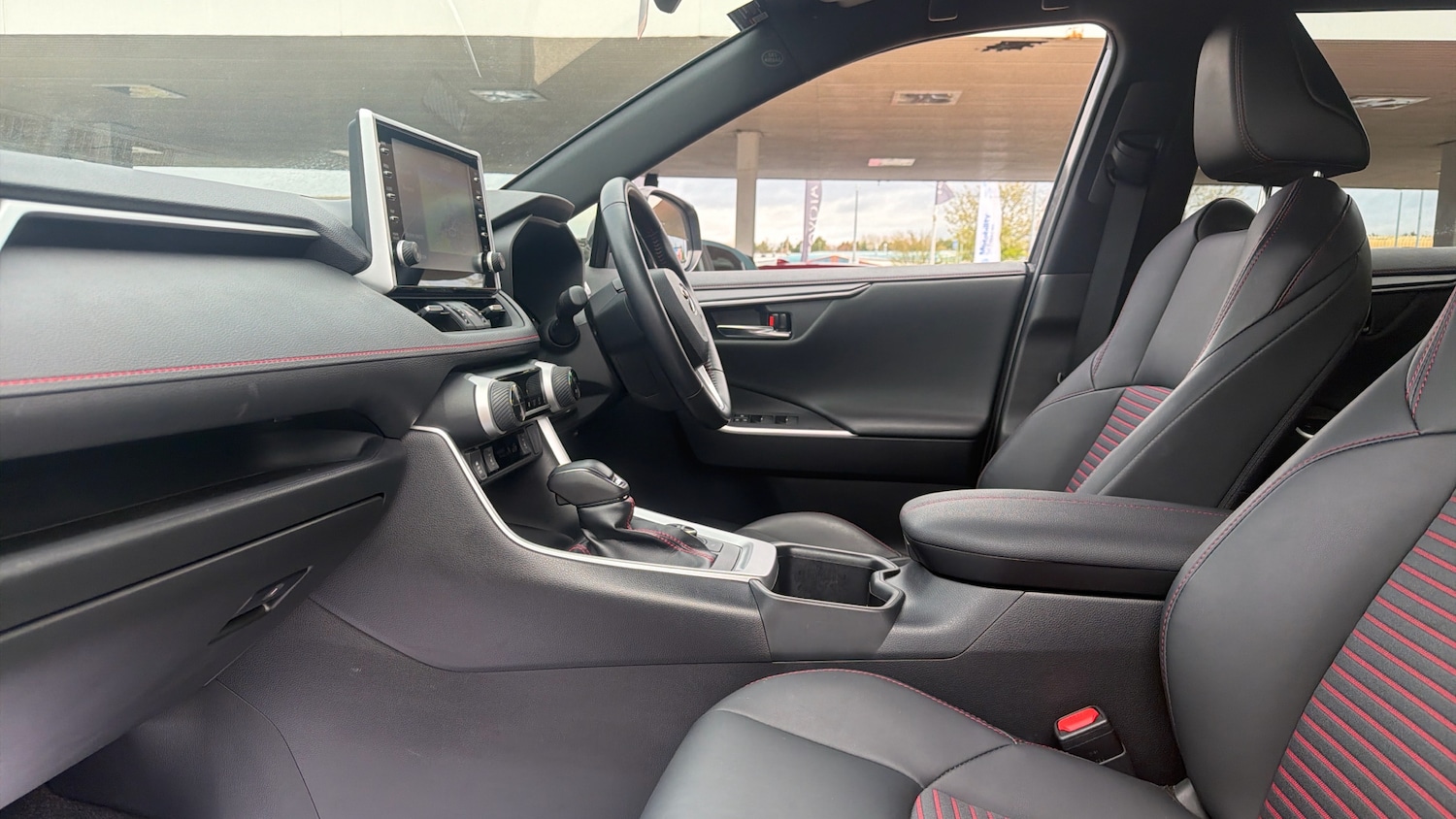 Used Toyota RAV4 2022 for sale - 78199335: Photo 5