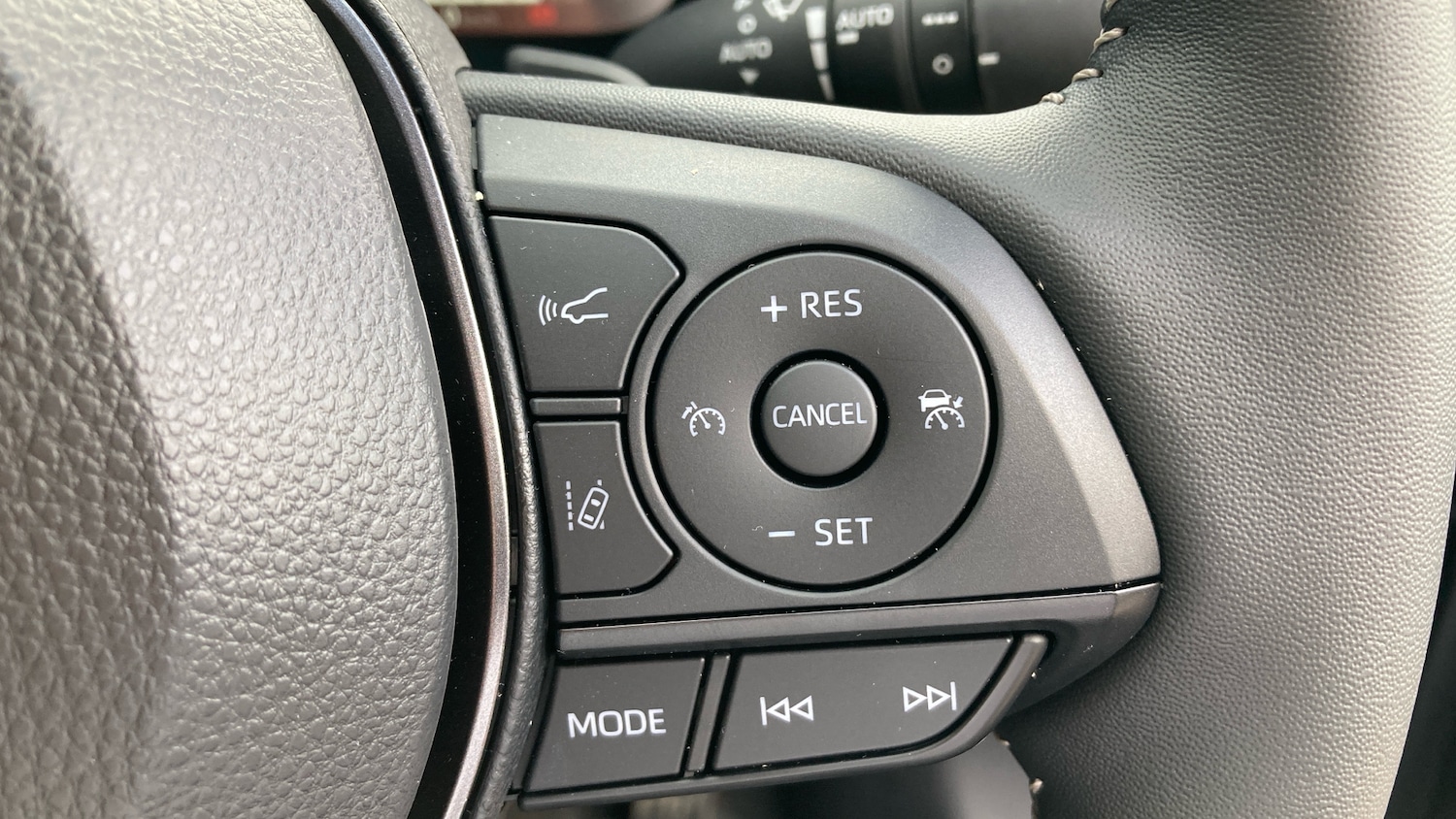 Used Toyota RAV4 2025 for sale - 77271207: Photo 28