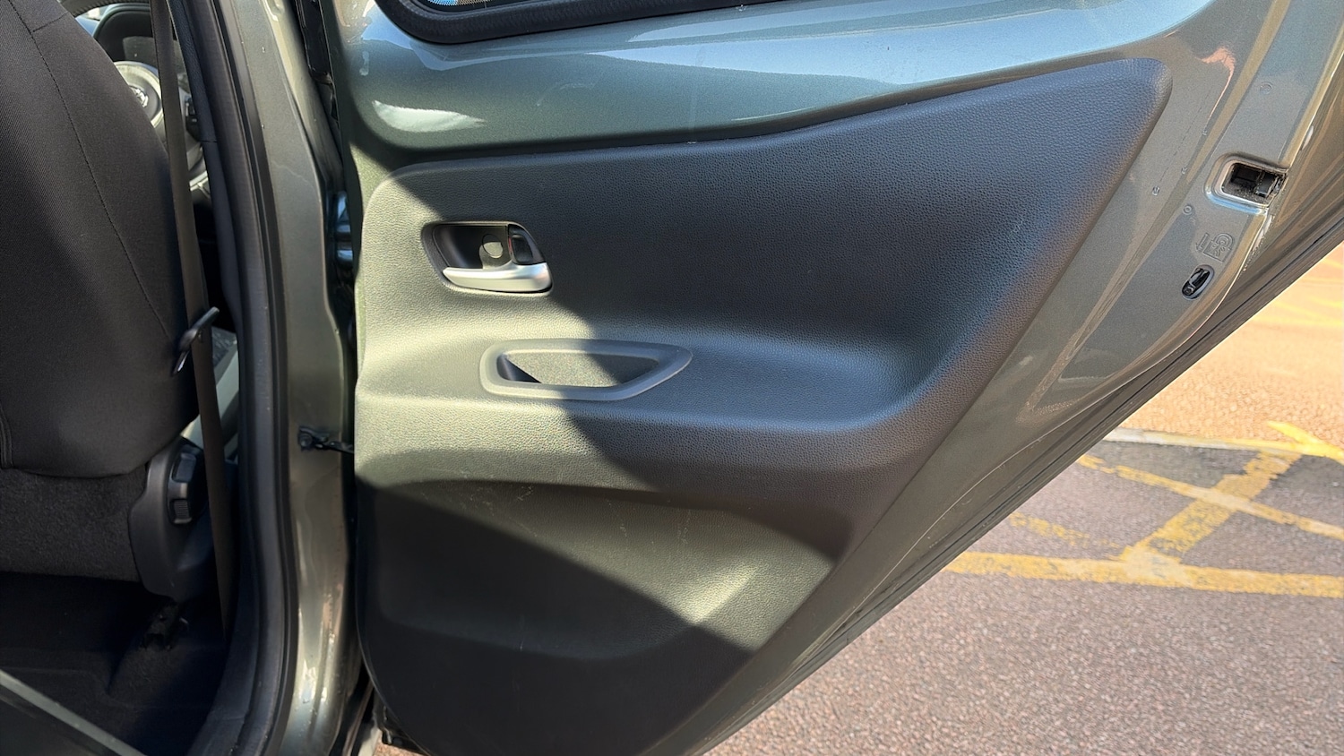 Used Toyota Aygo X 2022 for sale - 76787042: Photo 41